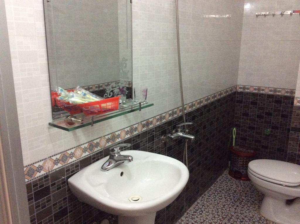 Van Anh Hotel Thach Loi Exteriör bild